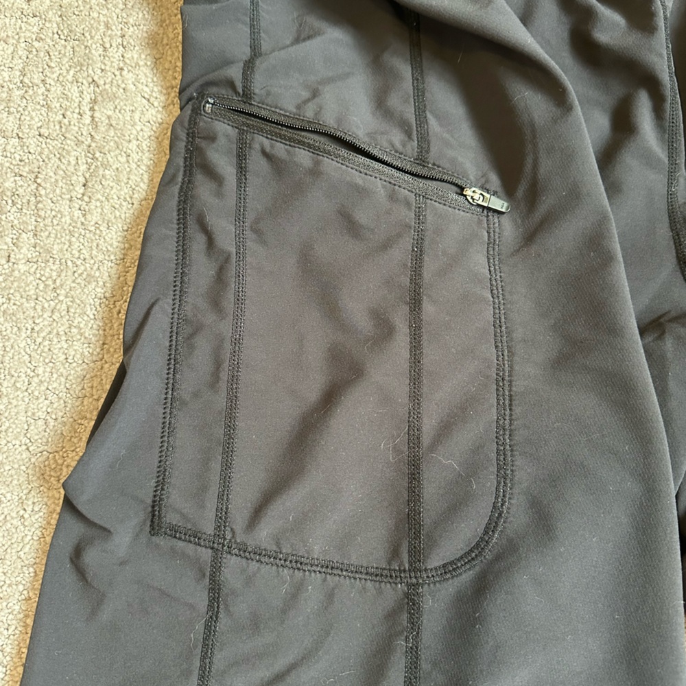 Zella Ruched Capris - Picture 5 of 8